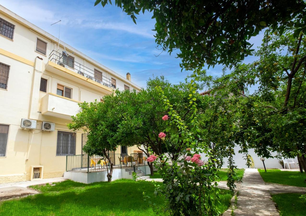Hotel Soleo كوارتو سانتيلينا المظهر الخارجي الصورة