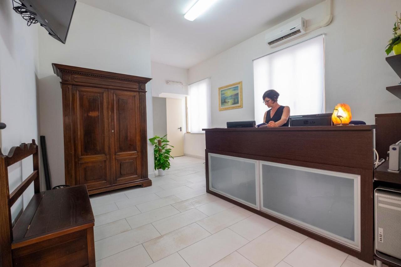 Hotel Soleo كوارتو سانتيلينا المظهر الخارجي الصورة